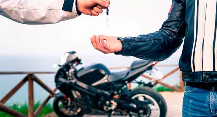 ¿Por qué es bueno comprar una moto?